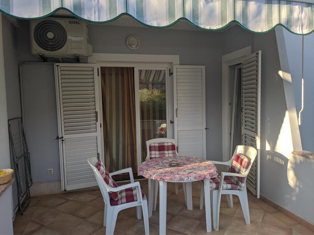 Villa Triton Vinkuran Esterno foto